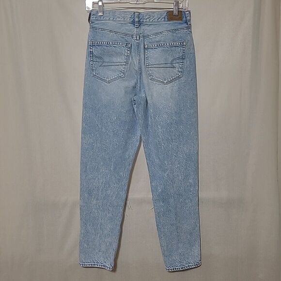 American Eagle Mom Jean Womens Size 2 Regular Light Wash High Rise Distressed - Picture 5 of 12